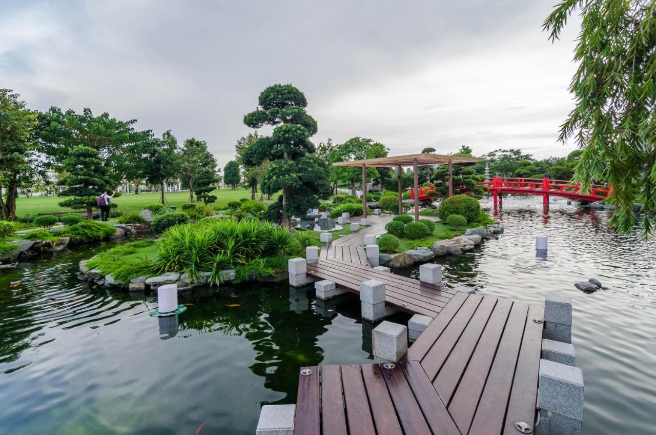 Luxhomes Saigon - Vinhomes Central Park Ho Chi Minh-stad Buitenkant foto