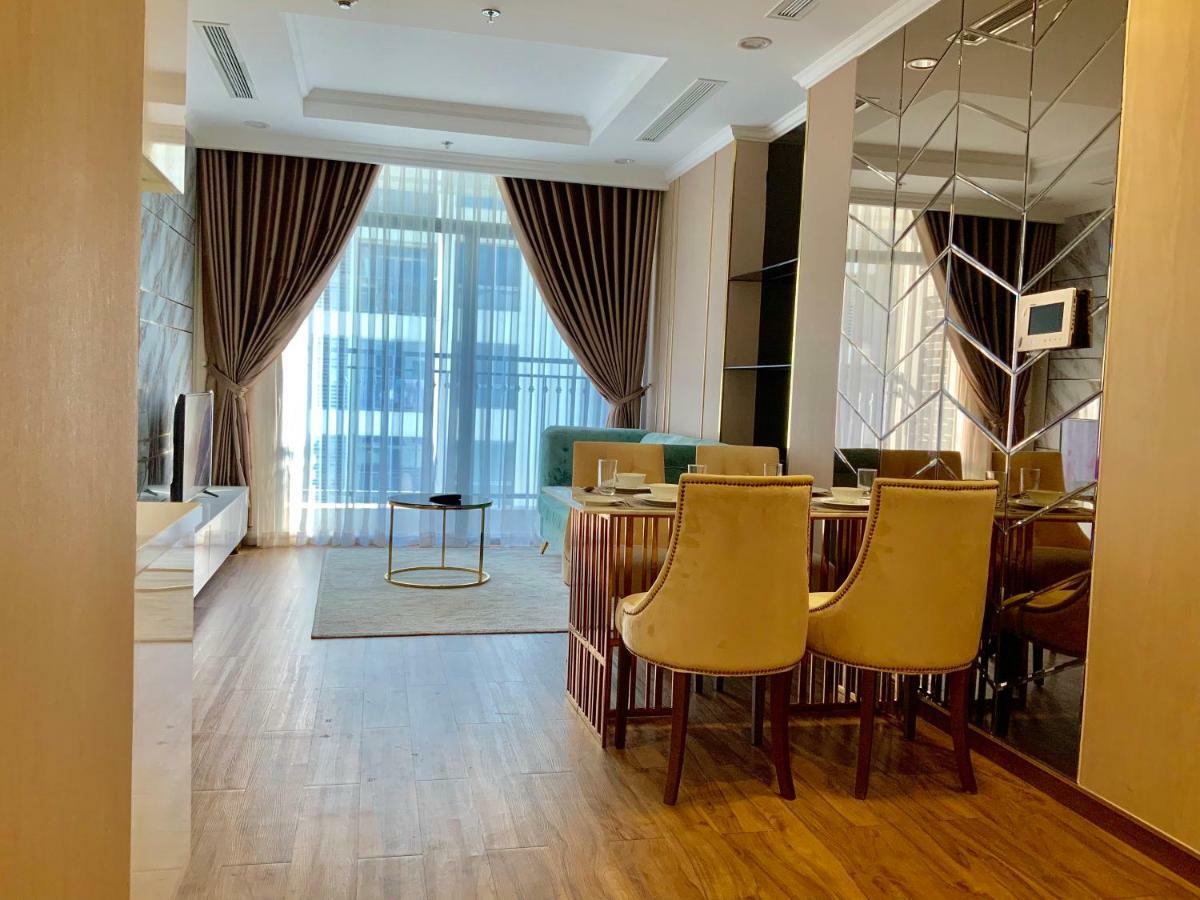 Luxhomes Saigon - Vinhomes Central Park Ho Chi Minh-stad Buitenkant foto